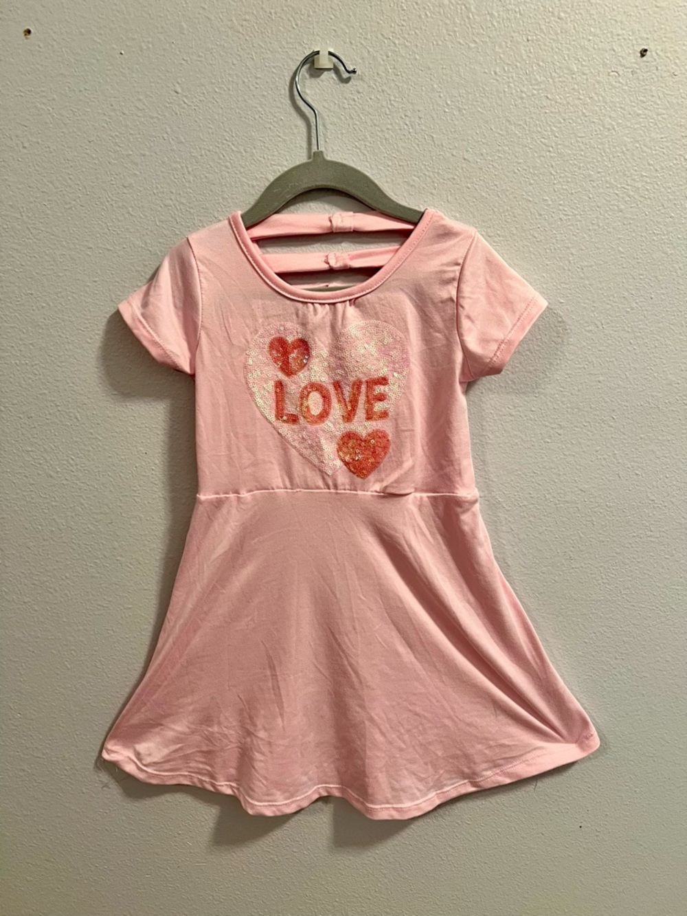 btween Pink Casual Heart 'LOVE' Short Sleeve Dress